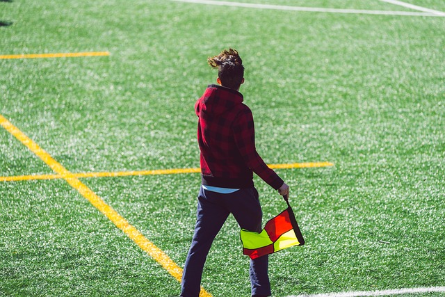 曼城給埃德森大把鈔票 真要成最貴守門搞笑了.