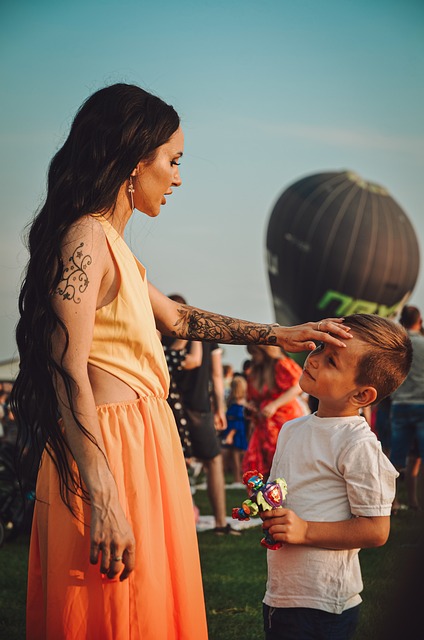 战报：红魔打平利物浦结束连败；罗马拿下德比胜利；巴黎捧起冠军.